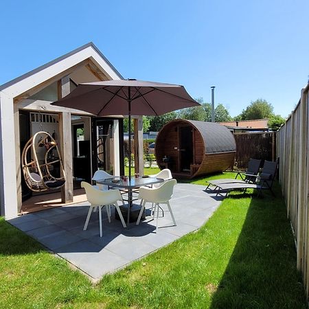 Tiny Zen House In Heinkenszand With Private Sauna, Airco, Outdoor Swimming Pool, Wifi And 2 Bedrooms Exterior foto
