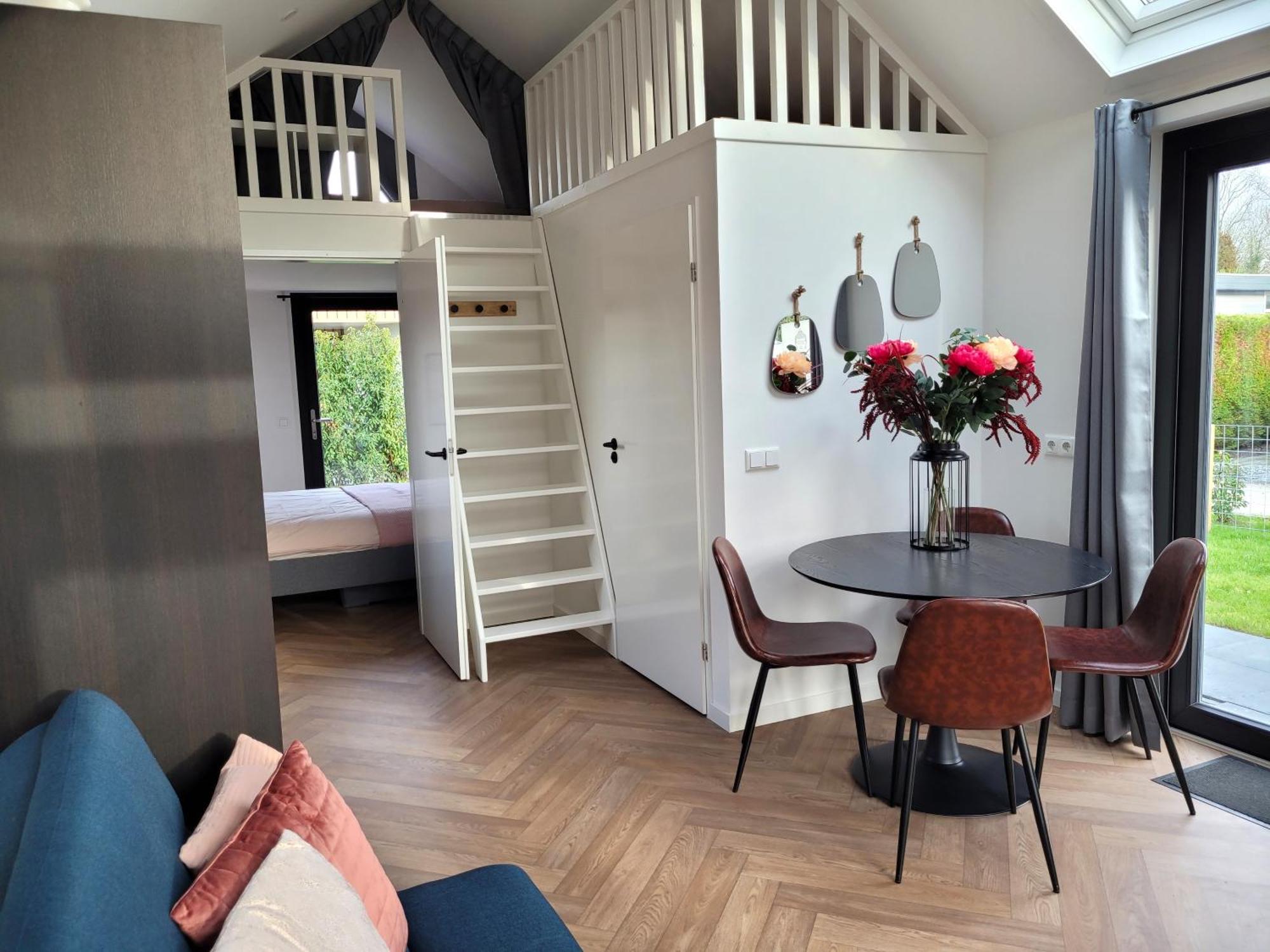 Tiny Zen House In Heinkenszand With Private Sauna, Airco, Outdoor Swimming Pool, Wifi And 2 Bedrooms Exterior foto